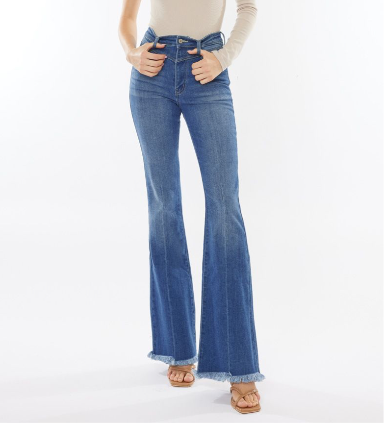 KanCan HIGH RISE FRAYED HEM FLARE JEANS MEDIUM STONE WASH